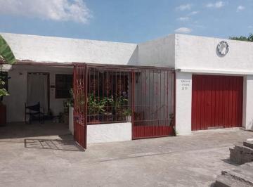 Casa · 70m² · 3 Ambientes · Casa de 2 Dorm. - La Plata - Venta