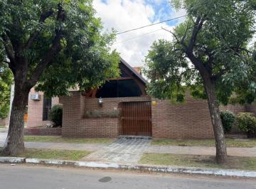 Casa · 290m² · 6 Ambientes · 3 Cocheras · Casa en Venta 4 Dorm. Tablada Park Zona Norte