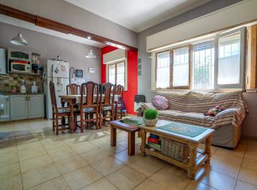 Casa · 100m² · 4 Ambientes · Casa con 3 Dorm. Terraza y Parrilla en Villa Urquiza
