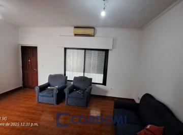 PH · 58m² · 3 Ambientes · Venta PH en Lanús Oeste de 3 Ambientes con Patio
