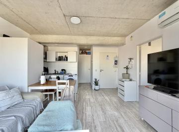 Departamento · 38m² · 2 Ambientes · 1 Cochera · Ideal Departamento de Dos Ambientes en Piso Alto con Cochera Opcional Ubicado en Villa Urquiza.