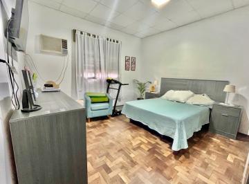 Casa · 104m² · 3 Ambientes · 1 Cochera · Venta/ Permuta - Casa de Dos Dorm. con Jardín y Cochera - Cañada de Gómez, Santa Fe