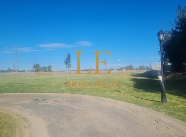 Terreno · 1171m²