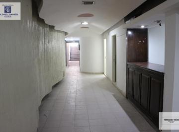 Local comercial · 467m² · 7 Ambientes · Local de Gran Tamaño a La Venta, en Calle 9 de Julio Al 200