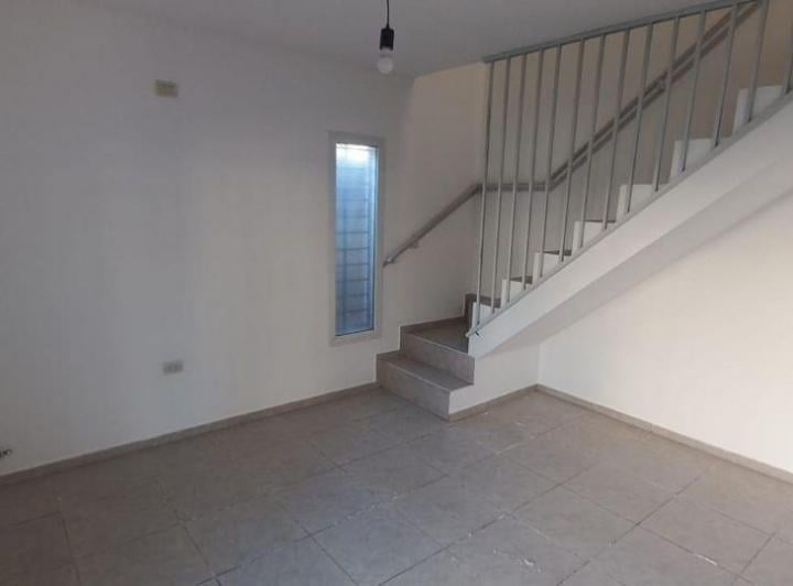 Casa · 60m² · 4 Ambientes · 2 Cocheras