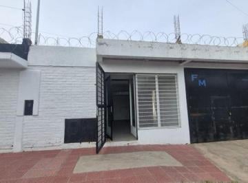 Bodega-Galpón , Godoy Cruz · Alquilo Salón Comercial y Galpón en Godoy Cruz