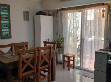 PH de 3 ambientes, La Matanza · Villa Luzuriaga - PH de 3 Amb Impecables Al Frente en P. Baja con Patio - Apto Credito!