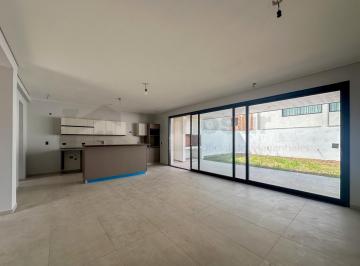 Casa · 252m² · 3 Dormitorios · 2 Cocheras · Casa en Venta 3 Dorm Rincones de Manantiales
