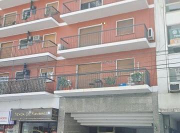 Departamento de 3 ambientes, Recoleta · Marcelo T. de Alvear y Libertad, Excel, 3 Amb. C/ Bcon Al Fte, C/ Depcias, 86 m. Coch. Fja, Vigil
