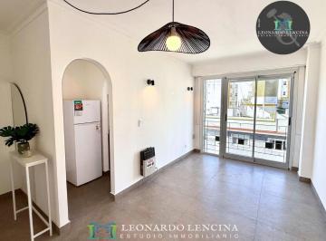 Departamento · 42m² · 2 Ambientes · Departamento 2 Amb. a La Calle – Luminoso - Paseo Aldrey