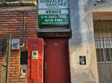 PH de 4 ambientes, Lanús · Ventados PH de 2 y 3 Amb. por Pasillo, Ideal Para Dos Familias.