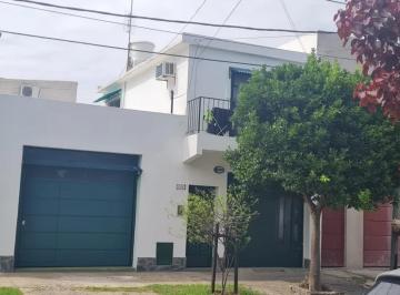 Casa · 140m² · 5 Ambientes · 5 Cocheras · Oportunidad Casa con 2 Unidades Funcionales en San Martin