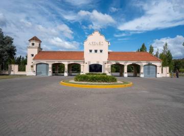Terreno · 1500m² · Lote en Venta en Área 60