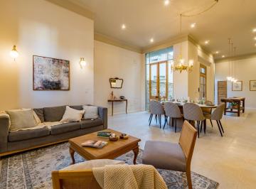 Casa · 146m² · 4 Ambientes · 1 Cochera · Venta - Casa de 3 Dorm., Patio y Terraza con Cochera - Pichincha, Rosario.