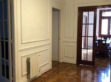 Departamento · 150m² · 6 Ambientes · Venta Departamento Antiguo Luminoso, Tres Dorm., Dos Baños Al Frente - San Telmo