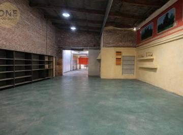 Bodega-Galpón · 278m² · 5 Ambientes · 1 Cochera · Galpón en Venta en Casco Urbano – Ideal Uso Comercial | Calle 12 Entre 32 y 33, La Plata