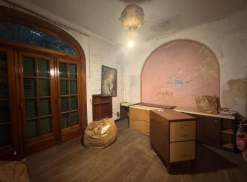 Casa de 6 ambientes, La Plata · Casa a Refaccionar Para Destino Comercial