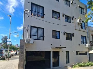 Departamento de 2 ambientes, San Isidro · Departamento con Cochera Cubierta, en El Corazon de San Isidro.