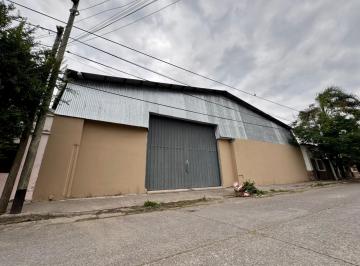 Bodega-Galpón · 589m² · Galpón en Alquiler en Bº San Pedrito
