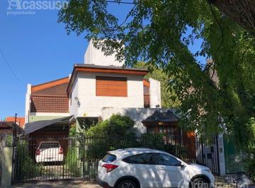 Casa · 322m² · 6 Ambientes · 1 Cochera · Casa - Venta - Martínez
