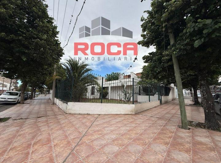 Casa · 343m² · 9 Ambientes