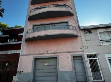 Casa de 4 ambientes, Velez Sarsfield · Amplia Casa 4 Ambientes en Venta en Villa Luro