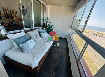 Foto1 · Apartamento de 3 Dorm. en Venta en Punta del Este
