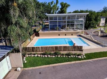 Departamento · 112m² · 4 Ambientes · 1 Cochera · Duplex Apto Credito con Jardin Propio Pilar Condominio Petrel Village