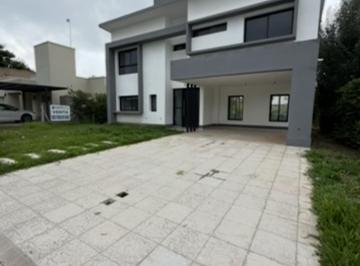 Casa · 163m² · 5 Ambientes · 2 Cocheras · Casa a Estrenar Llave en Mano en Veraterra