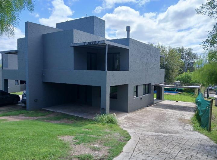 Departamento · 180m² · 6 Ambientes