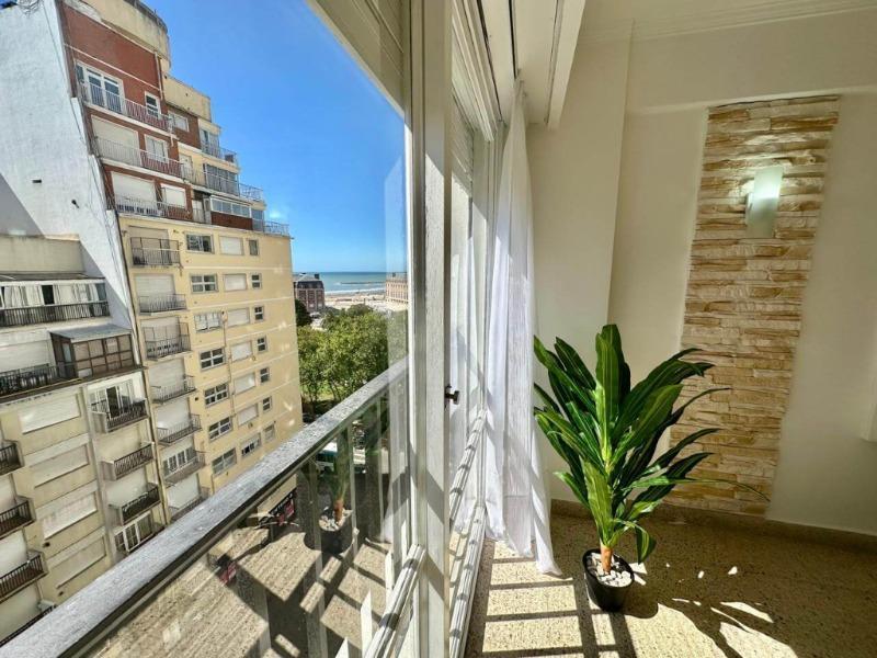 Venta Departamento 2 Ambientes y Medio con Dependencia – Edificio Palacio Edén – Bolívar 2118