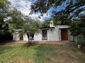 Casa · 2519m² · 2 Dormitorios · Casa Sobre El Río Arroyo Leyes