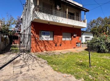 PH · 57m² · 3 Ambientes · 1 Cochera · Venta PH 3 Ambientes en Planta Baja con Quincho y Cochera – El Palomar