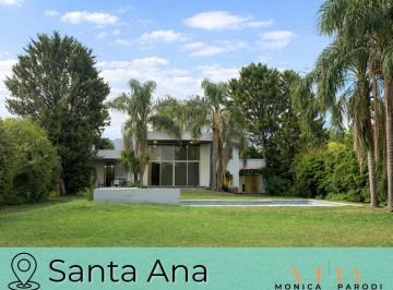 Casa · 180m² · 5 Ambientes · 3 Cocheras · Casa en Venta en Barrio Cerrado Santa Ana - Francisco Álvarez
