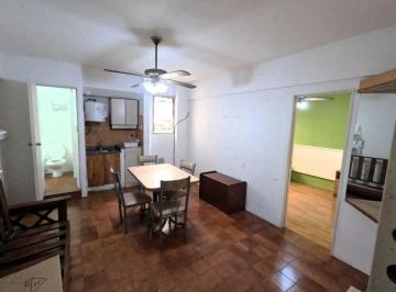 Departamento de 2 ambientes, Retiro · Depto 2 Amb de 35 m² en 2do Piso con Encargado. Excelente Ubicacion (Uruguay y Cordoba) Retiro.