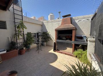 Casa · 120m² · 5 Ambientes · Casa Monte Castro! Escucho Ofertas!