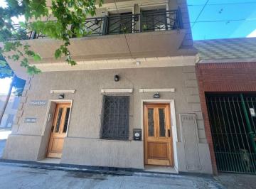Departamento de 3 ambientes, Lanús · Departamento Tipo Dúplex en Planta Alta con Balcón - Alquiler