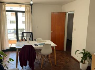 Departamento · 42m² · 2 Ambientes · Se Vende Departamento en Av Ambrosio Olmos 1140