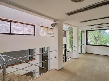 Oficina comercial · 216m² · 8 Ambientes · Gran Oficina en 3 Niveles - Ideal Empresa o Estudio Profesional
