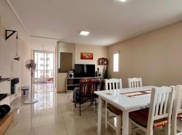 Departamento · 51m² · 2 Ambientes · Venta de Departamento de 1 Dormitorio en Barrio Alberdi con Balcón y Escritura