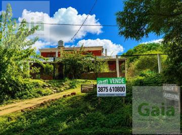 Casa · 130m² · 5 Ambientes · 2 Cocheras · Casa en Venta Vaqueros Sobre Av San Martín
