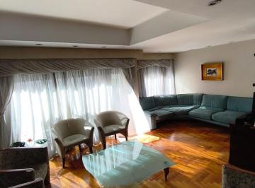 Departamento · 102m² · 4 Ambientes · 1 Cochera · Departamento en Palermo