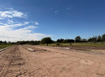 Terreno · 360m² · Oportunidad de Inversión Lotes Chacras del Buen Aire! Av Las Malvinas y Circunvalación