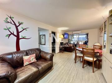 Foto1 · Venta Apartamento en Playa Mansa 2 Dorm. 2 Baños y Parrillero