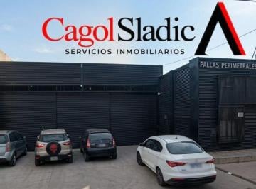 Bodega-Galpón de 4 ambientes, Córdoba · Bodega - Galpon con 768 m² Construidos en Venta en Los Boulevares