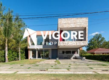 Casa de 5 ambientes, La Matanza · Casa 5 Ambientes 380 m² en Venta en Barrio Las Perdices Virrey del Pino