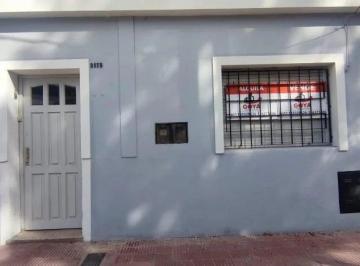 Casa · 68m² · 2 Ambientes · Alto Alberdi! Dpto - P. Baja