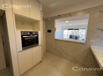 Departamento · 94m² · 4 Ambientes · Martínez Centro. 3 Dorm., 1 Baño y 1 Toilette. Balcón.