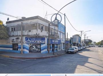 Local comercial · 358m² · 4 Ambientes · 1 Cochera · Local en Venta con Galpón y Departamento Sobre Juan B Justo Rentabilidad del 9/10%