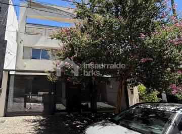 PH · 120m² · 4 Ambientes · 1 Cochera · Venta Triplex con Cochera - Jardín con Parrilla y Terraza
